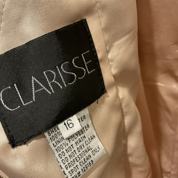 ELEGANT MOTHER OF THE BRIDE - PROM - BRIDESMAID - GOLDEN EMBELISHED GOWN - Picture 5 of 6